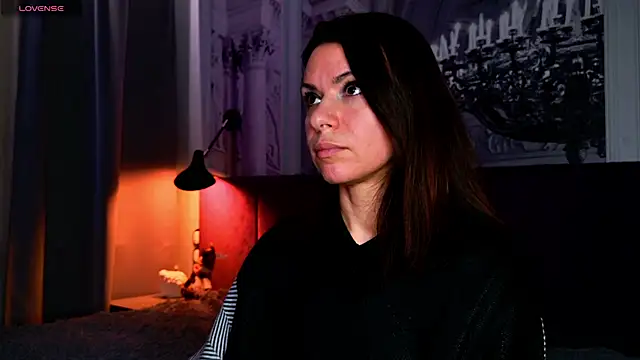 SofiaFoster  online show from 01-04-25, 07:23