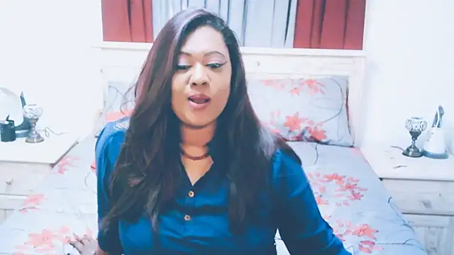 Snapshot of Indianlust69 chatting on 10-04-25, 06:11 Indianlust69 online show from 10-04-25, 06:11