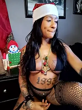 iitsolivia13 online show from 12-16-24, 08:37