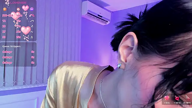 MaddyWattson online show from 12-19-24, 01:18