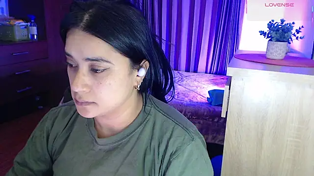 princesskelly online show from 10-21-25, 03:51