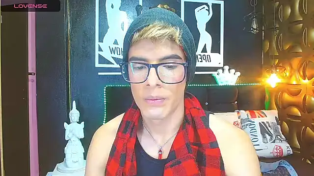 angel sexyevil online show from 01-16-25, 12:20