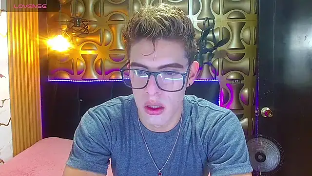 angel sexyevil online show from 11-30-25, 12:20