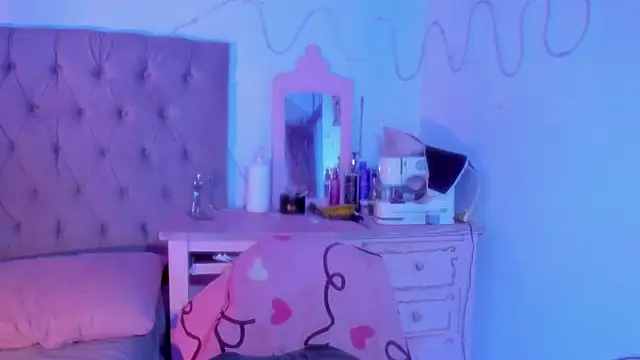 AfroGoddess online show from 09-14-25, 03:55