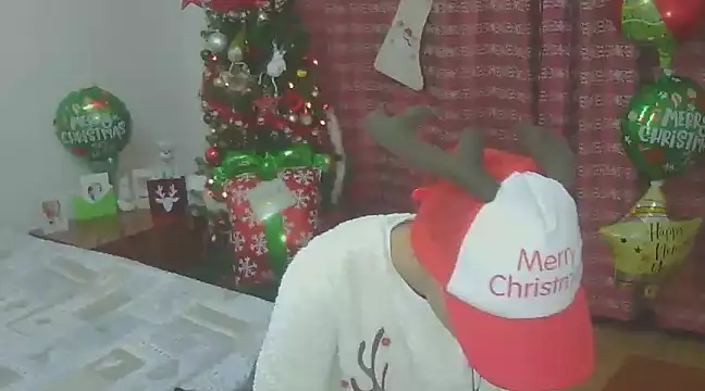 Snapshot of hotSANDRA_STARR chatting on 12-15-24, 07:31 hotSANDRA STARR online show from 12-15-24, 07:31