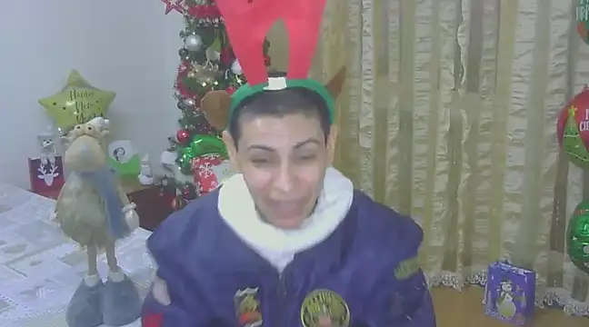 Snapshot of hotSANDRA_STARR chatting on 12-20-24, 05:36 hotSANDRA STARR online show from 12-20-24, 05:36