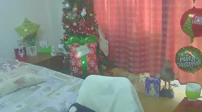 Snapshot of hotSANDRA_STARR chatting on 12-21-24, 12:38 hotSANDRA STARR online show from 12-21-24, 12:38