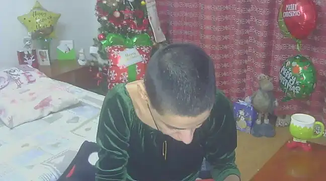 Snapshot of hotSANDRA_STARR chatting on 12-23-24, 01:18 hotSANDRA STARR online show from 12-23-24, 01:18