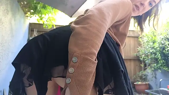 TopsyWilde online show from 10-02-25, 08:21