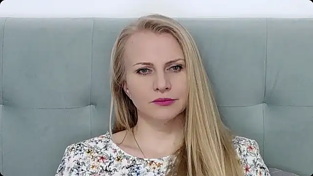 K  Adrienne online show from 02-13-25, 10:23