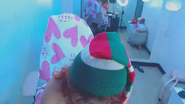 sarah lovesu online show from 12-11-24, 11:54