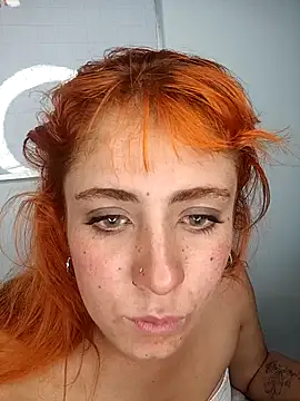 sarah lovesu online show from 09-27-25, 02:33