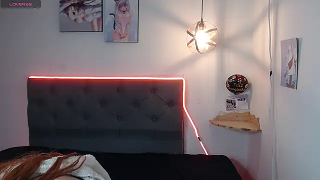 sarah lovesu online show from 10-10-25, 09:14