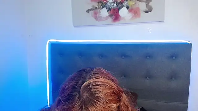 sarah lovesu online show from 10-15-25, 12:11