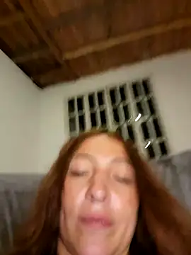 VickyHoult online show from 12-28-24, 02:01