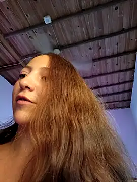 VickyHoult online show from 01-07-25, 10:19