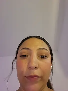 VickyHoult online show from 10-14-25, 08:42