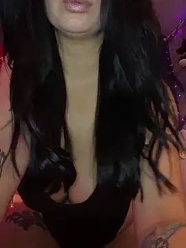 Snapshot of YreneRay chatting on 12-22-24, 08:27 YreneRay online show from 12-22-24, 08:27