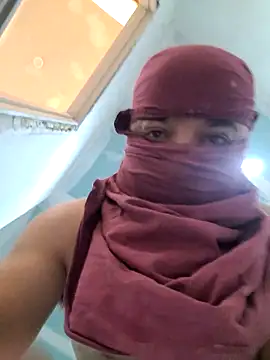 Snapshot of Johnny--Sins chatting on 10-28-25, 10:30 Johnny--Sins online show from 10-28-25, 10:30