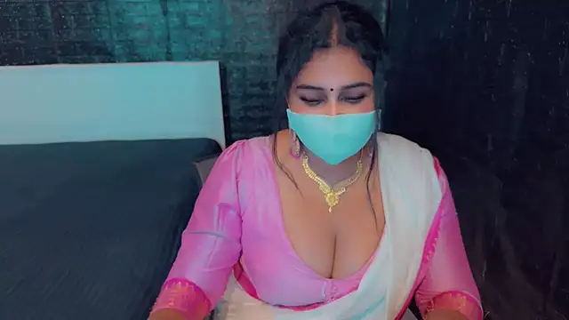 Snapshot of SonY_CaM chatting on 01-20-25, 08:18 SonY CaM online show from 01-20-25, 08:18