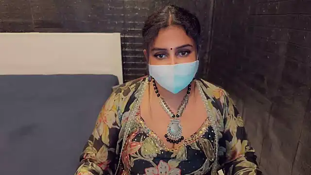 Snapshot of SonY_CaM chatting on 01-24-25, 04:49 SonY CaM online show from 01-24-25, 04:49