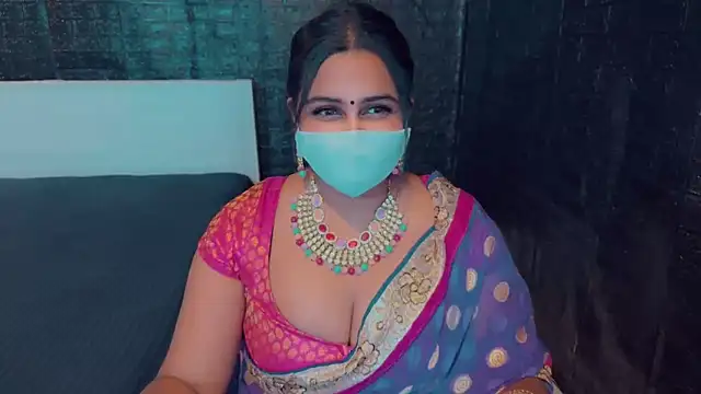 Snapshot of SonY_CaM chatting on 02-02-25, 05:15 SonY CaM online show from 02-02-25, 05:15