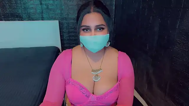 Snapshot of SonY_CaM chatting on 02-08-25, 05:18 SonY CaM online show from 02-08-25, 05:18