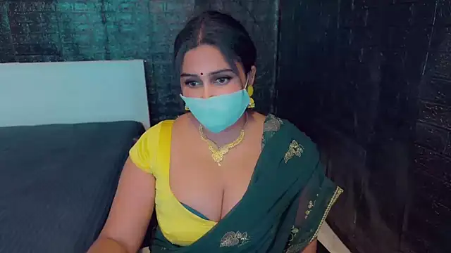 Snapshot of SonY_CaM chatting on 02-16-25, 07:27 SonY CaM online show from 02-16-25, 07:27