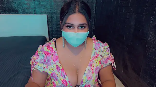 Snapshot of SonY_CaM chatting on 03-12-25, 05:49 SonY CaM online show from 03-12-25, 05:49