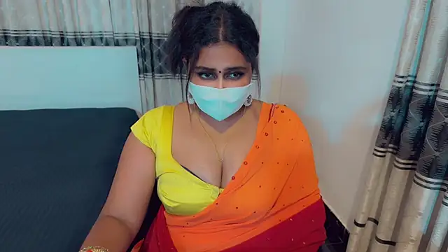 Snapshot of SonY_CaM chatting on 09-10-25, 05:13 SonY CaM online show from 09-10-25, 05:13