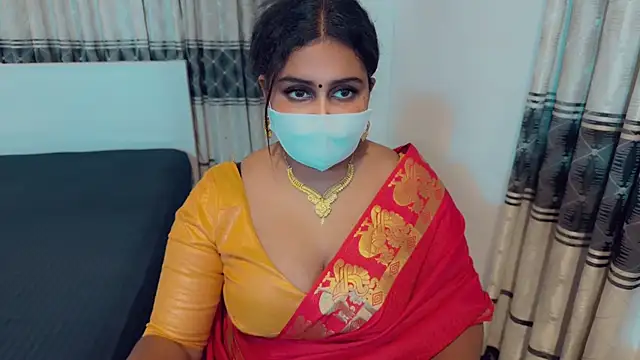 Snapshot of SonY_CaM chatting on 09-23-25, 05:05 SonY CaM online show from 09-23-25, 05:05