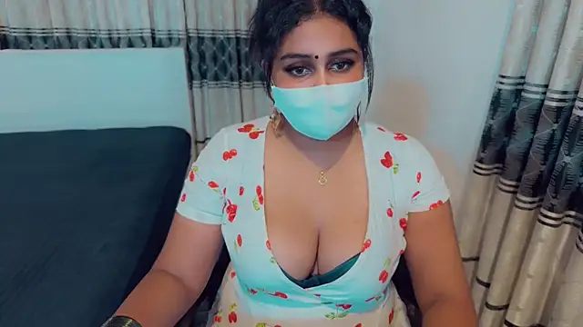 Snapshot of SonY_CaM chatting on 10-19-25, 04:51 SonY CaM online show from 10-19-25, 04:51