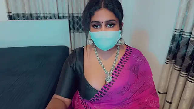 Snapshot of SonY_CaM chatting on 10-30-25, 04:41 SonY CaM online show from 10-30-25, 04:41