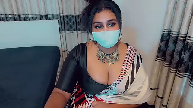 Snapshot of SonY_CaM chatting on 05-26-26, 05:42 SonY CaM online show from 05-26-26, 05:42