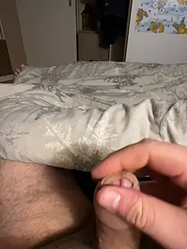 Snapshot of Tomi2244 chatting on 02-09-25, 06:58 Tomi2244 online show from 02-09-25, 06:58