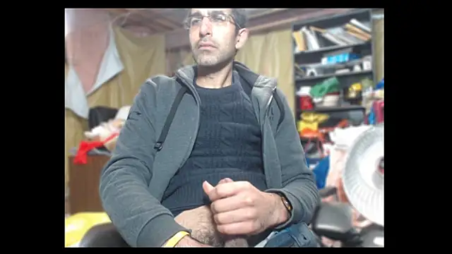 Snapshot of Gsmile1 chatting on 12-24-24, 06:06 Gsmile1 online show from 12-24-24, 06:06