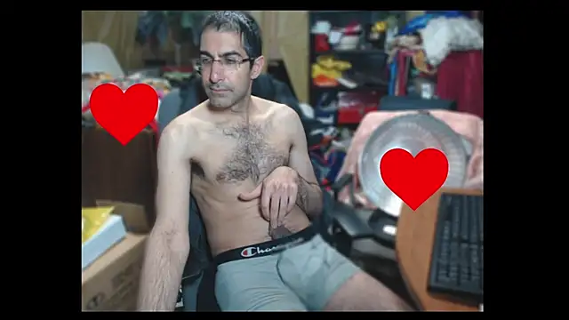 Snapshot of Gsmile1 chatting on 01-12-25, 05:22 Gsmile1 online show from 01-12-25, 05:22