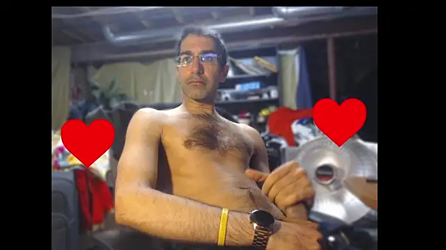 Snapshot of Gsmile1 chatting on 03-01-25, 05:16 Gsmile1 online show from 03-01-25, 05:16