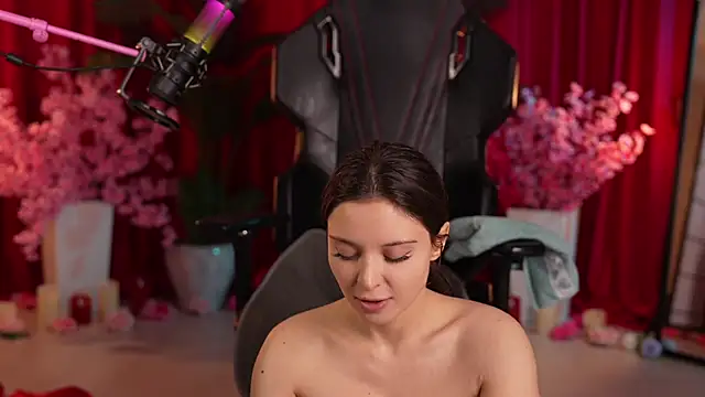 Snapshot of KittyCaitlin chatting on 03-02-25, 05:54 KittyCaitlin online show from 03-02-25, 05:54