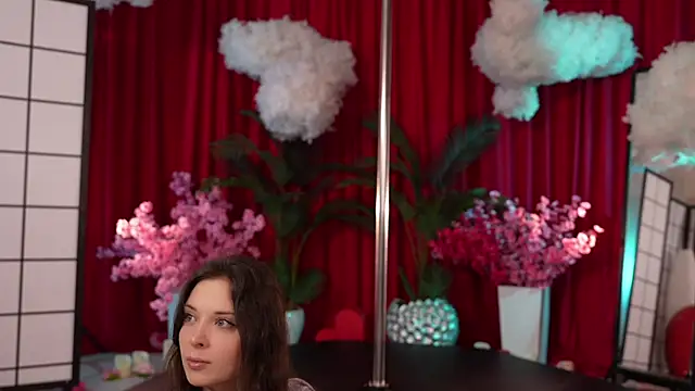 Snapshot of KittyCaitlin chatting on 03-13-25, 07:50 KittyCaitlin online show from 03-13-25, 07:50