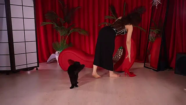 Snapshot of KittyCaitlin chatting on 10-24-25, 05:53 KittyCaitlin online show from 10-24-25, 05:53