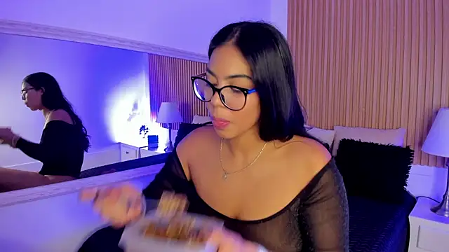 GenesisRuiz online show from 03-20-25, 07:35