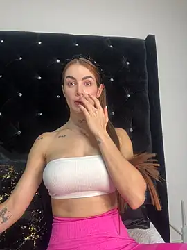 SofiaCarter online show from 12-28-24, 02:22