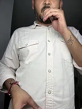 Snapshot of Spicy_aryan chatting on 09-19-25, 01:01 Spicy aryan online show from 09-19-25, 01:01