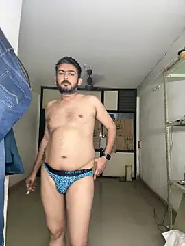 Snapshot of Spicy_aryan chatting on 11-15-25, 01:18 Spicy aryan online show from 11-15-25, 01:18