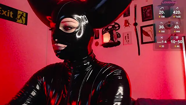 auroralatexprincess online show from 03-19-25, 06:01