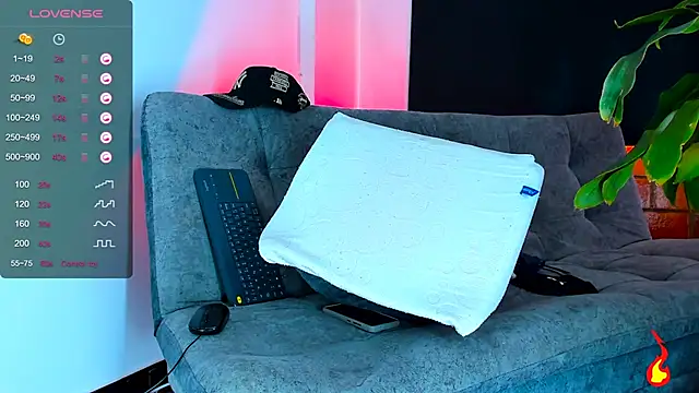 vanegas luis online show from 12-05-24, 01:06