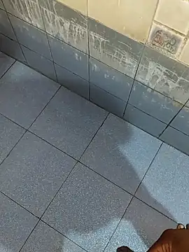 dinesh682 online show from 10-21-25, 06:41