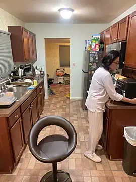 Good-Juju online show from 01-16-25, 03:23