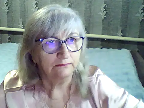 Snapshot of LolkaAlyss chatting on 03-09-25, 12:53 LolkaAlyss online show from 03-09-25, 12:53